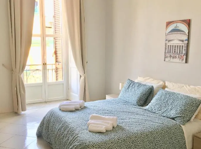 A Casa Di Titto דירה נאפולי